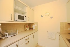 KITCHEN- click for photo gallery